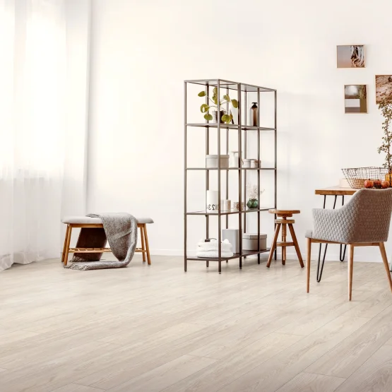 Купить Ламинат TAIGA ПЕРВАЯ Уральская Дуб светлый, 32 класс (2.005 м2) в Москве - 0